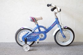 GT  Lola / 1-k / 12"