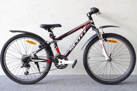 Scott Scale / 21-k / 24"