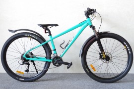 White XC Trainer / 16-k / 27,5" / 37cm