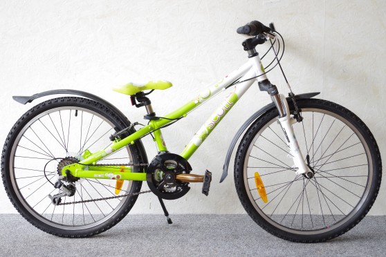 Scott Contessa / 18-k / 24"